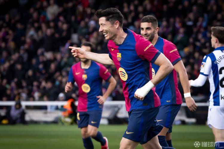 5000万抄底震撼！德容转会曼联，巴萨更衣室沉默背后的真相